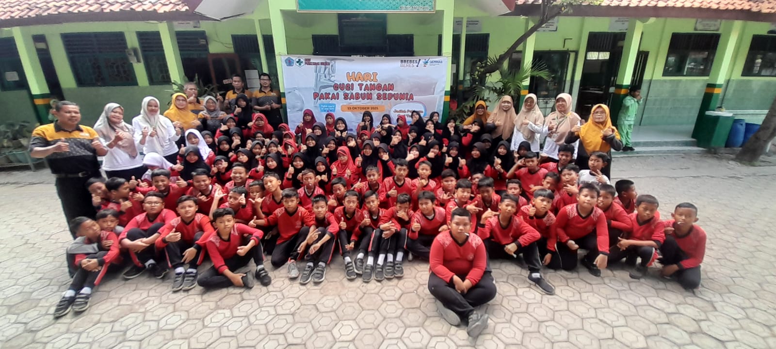 Membangun Generasi Cerdas dan Berkarakter